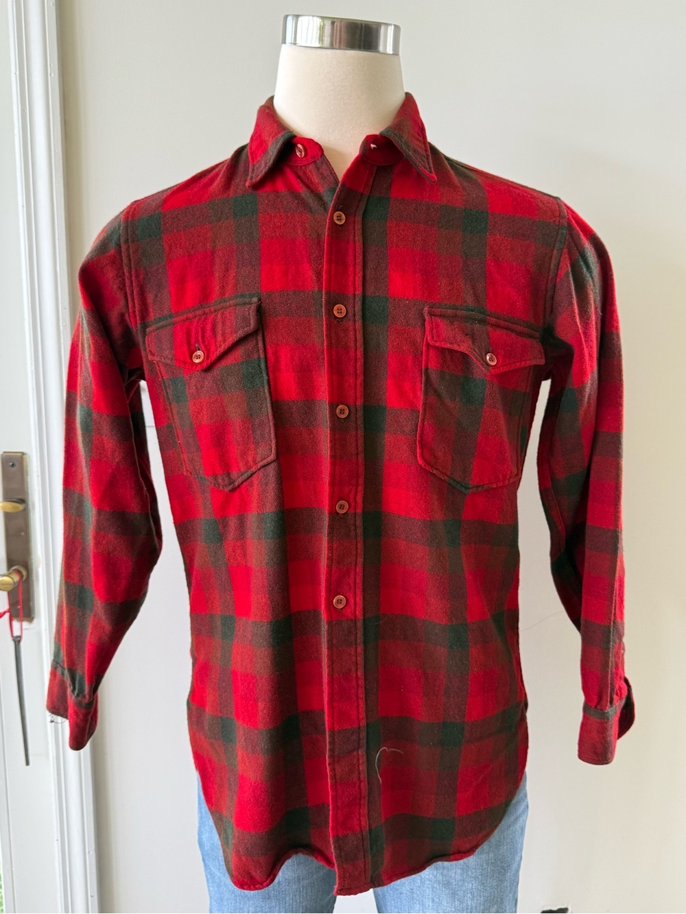 Rare - Vintage Pendleton Red and Black Plaid Wool Button-Down Shirt men’s - Picture 2 of 10
